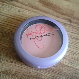 Authentic MAC Cheeky Bugger Blush Kelly Osbourne